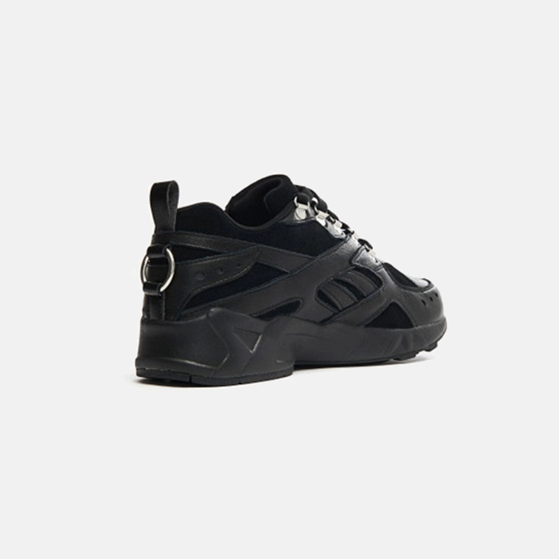 Reebok | AZTREK