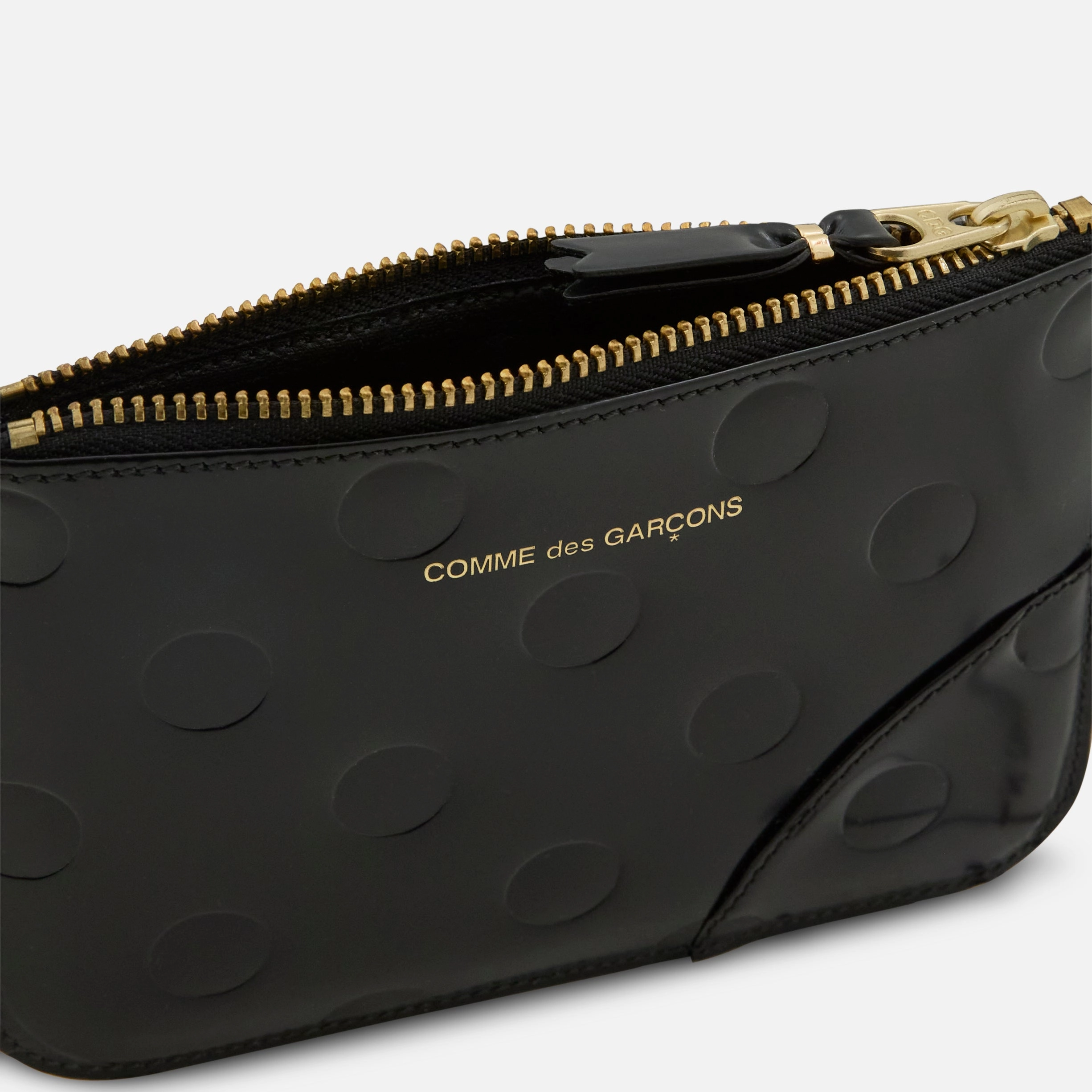 SA8100NE Polka Dots Embossed Wallet Black