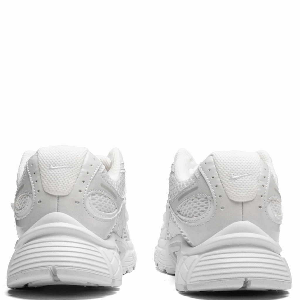 V5 Runner - White/Black/Metallic Silver