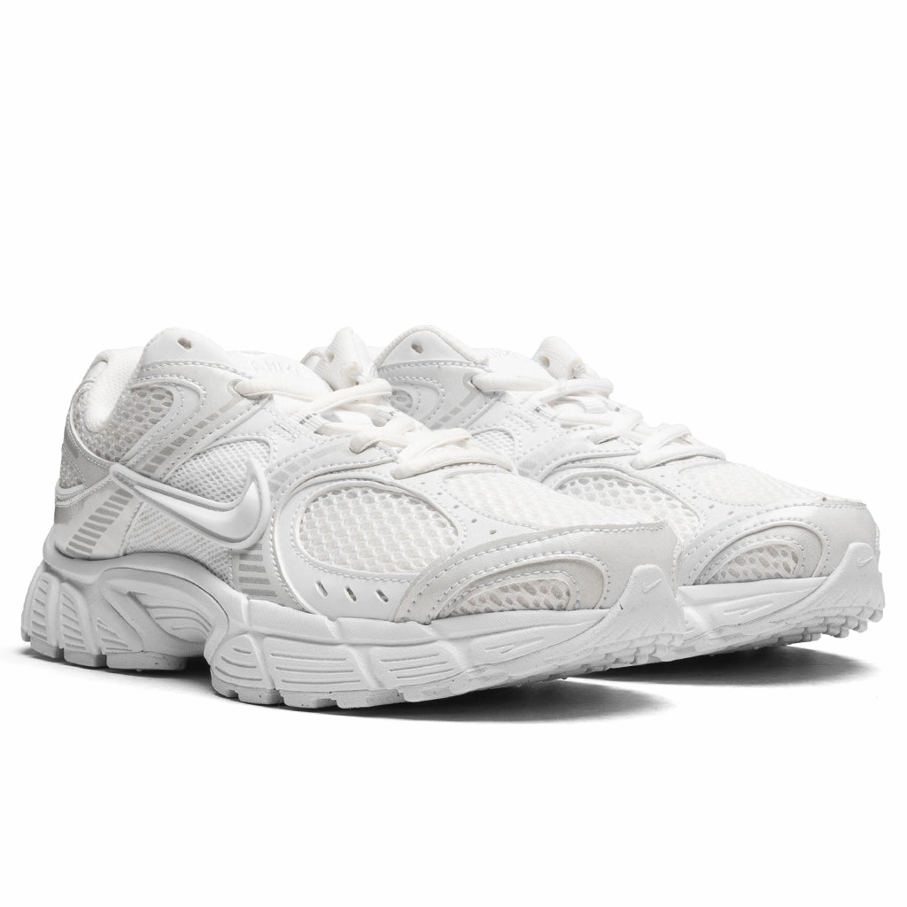 V5 Runner - White/Black/Metallic Silver