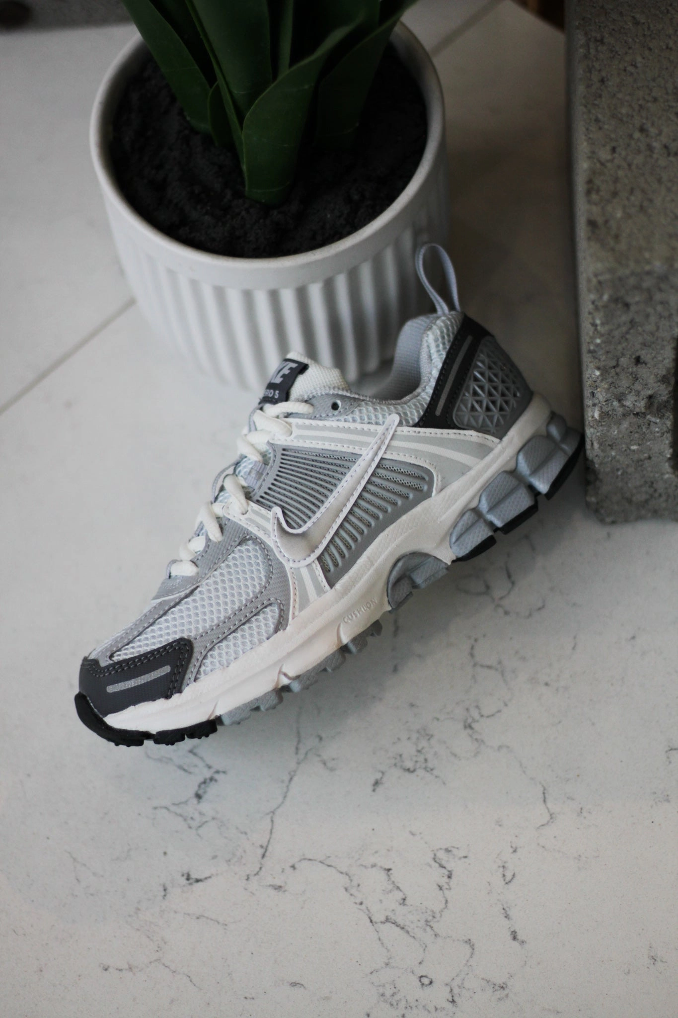 VOMERO 5 (GS) PURE PLATINUM