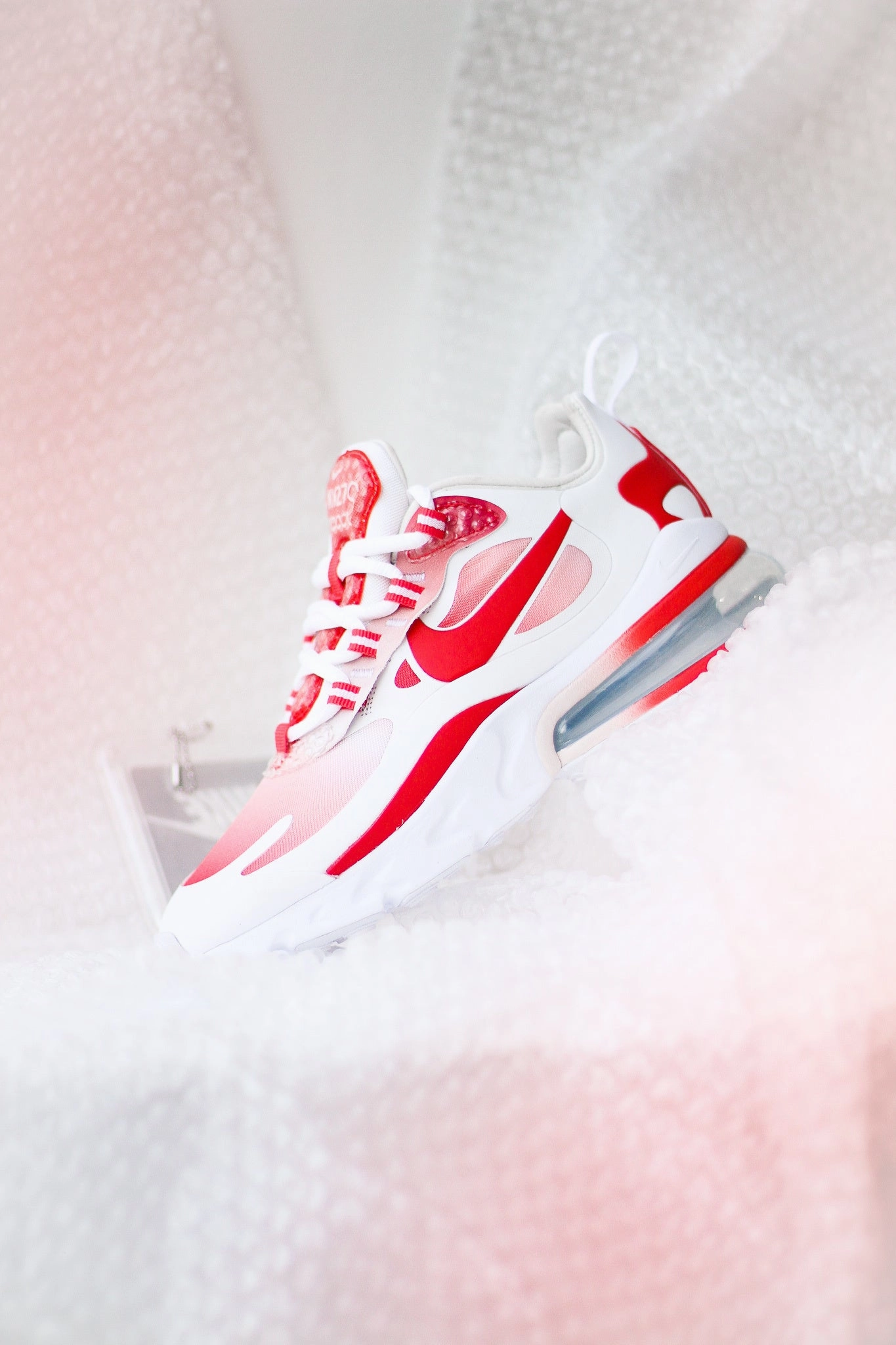 W AIR MAX 270 REACT SE TRACK RED