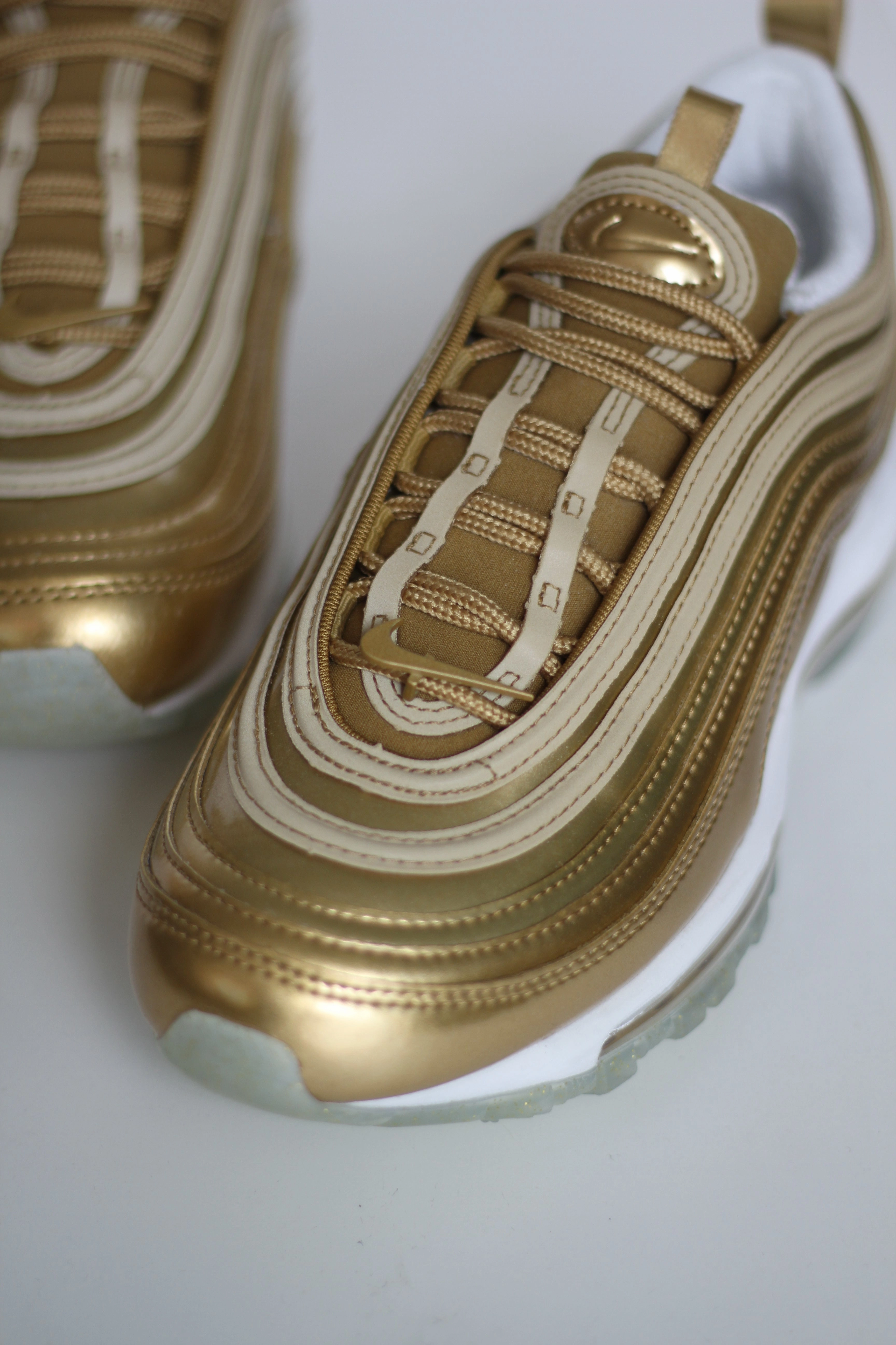 W AIR MAX 97 METALLIC GOLD