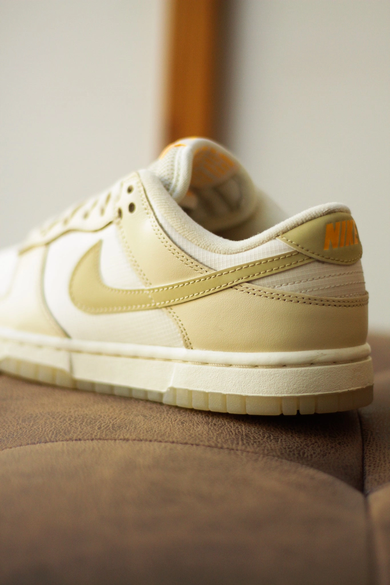 W DUNK LOW MUSLIN