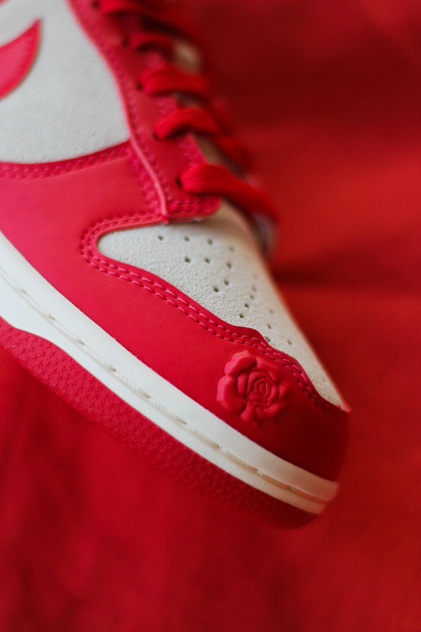 W DUNK LOW UNIVERSITY RED