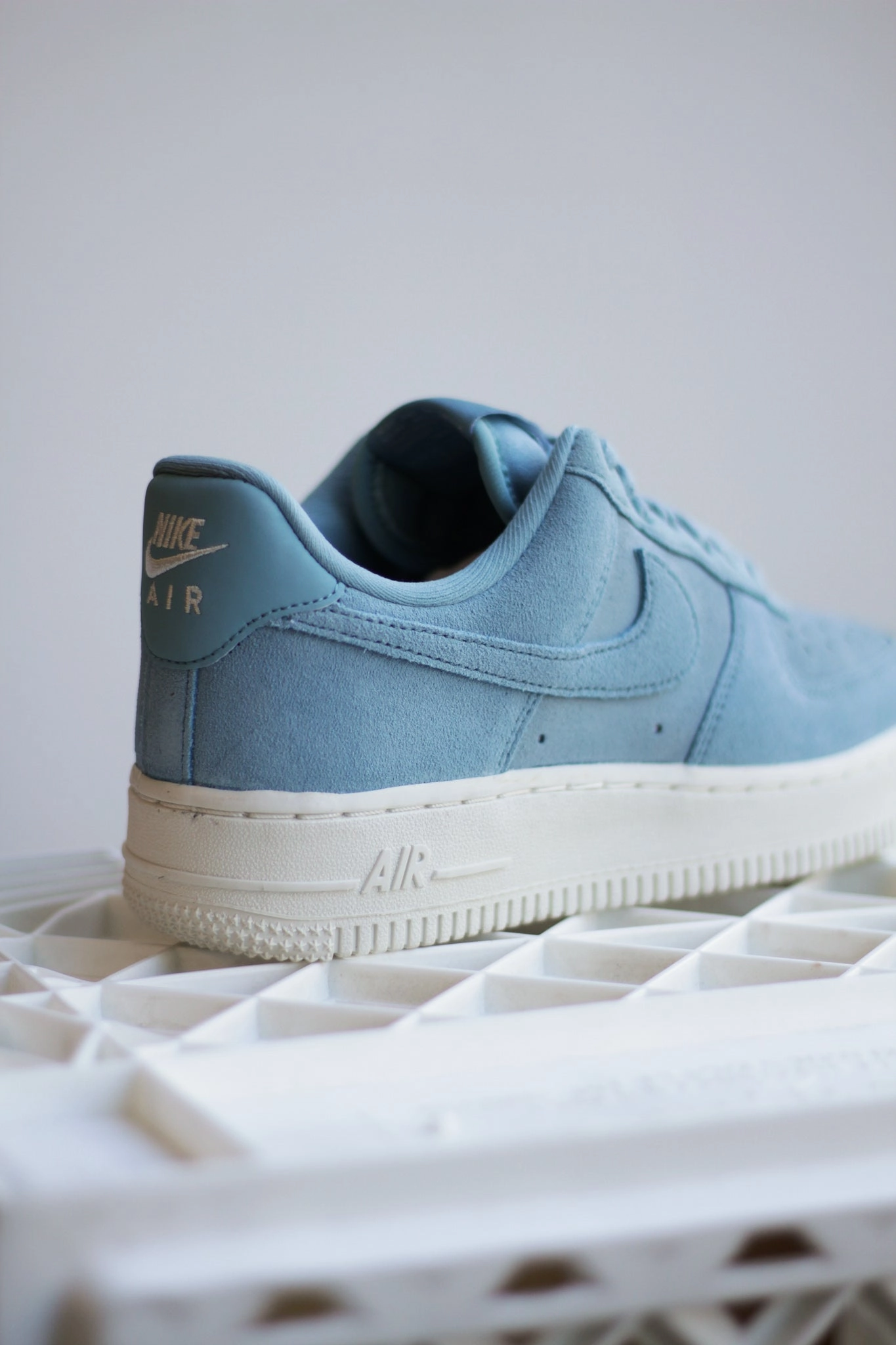 W NIKE AIR FORCE 1 '07 DENIM TURQ/DENIM TURQ-SAIL