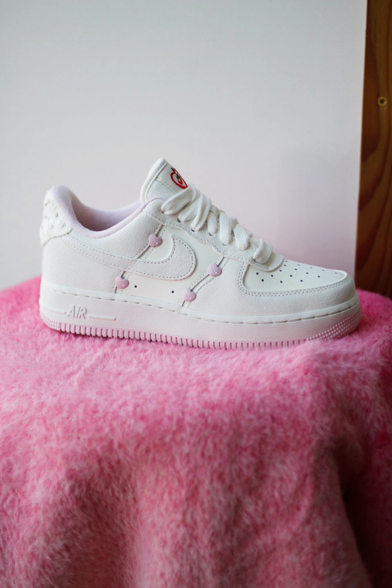 W NIKE AIR FORCE 1 '07 LX SAIL/SAIL-SAIL-PINK FOAM