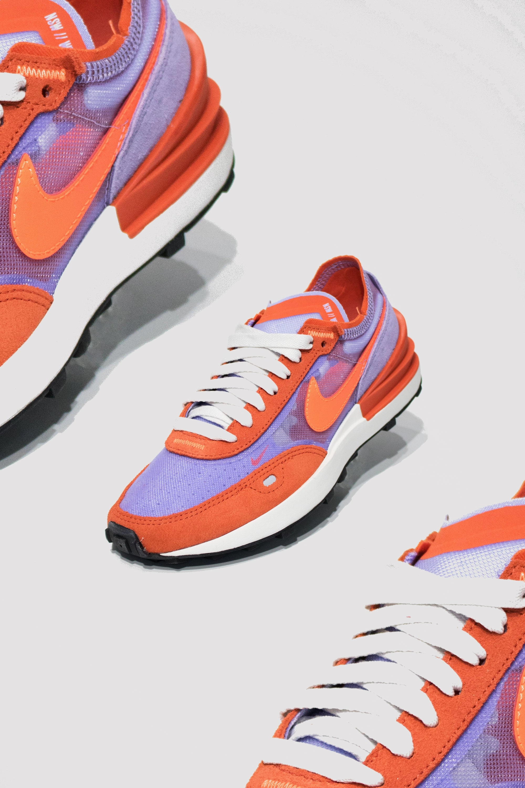 W NIKE WAFFLE ONE TEAM ORANGE