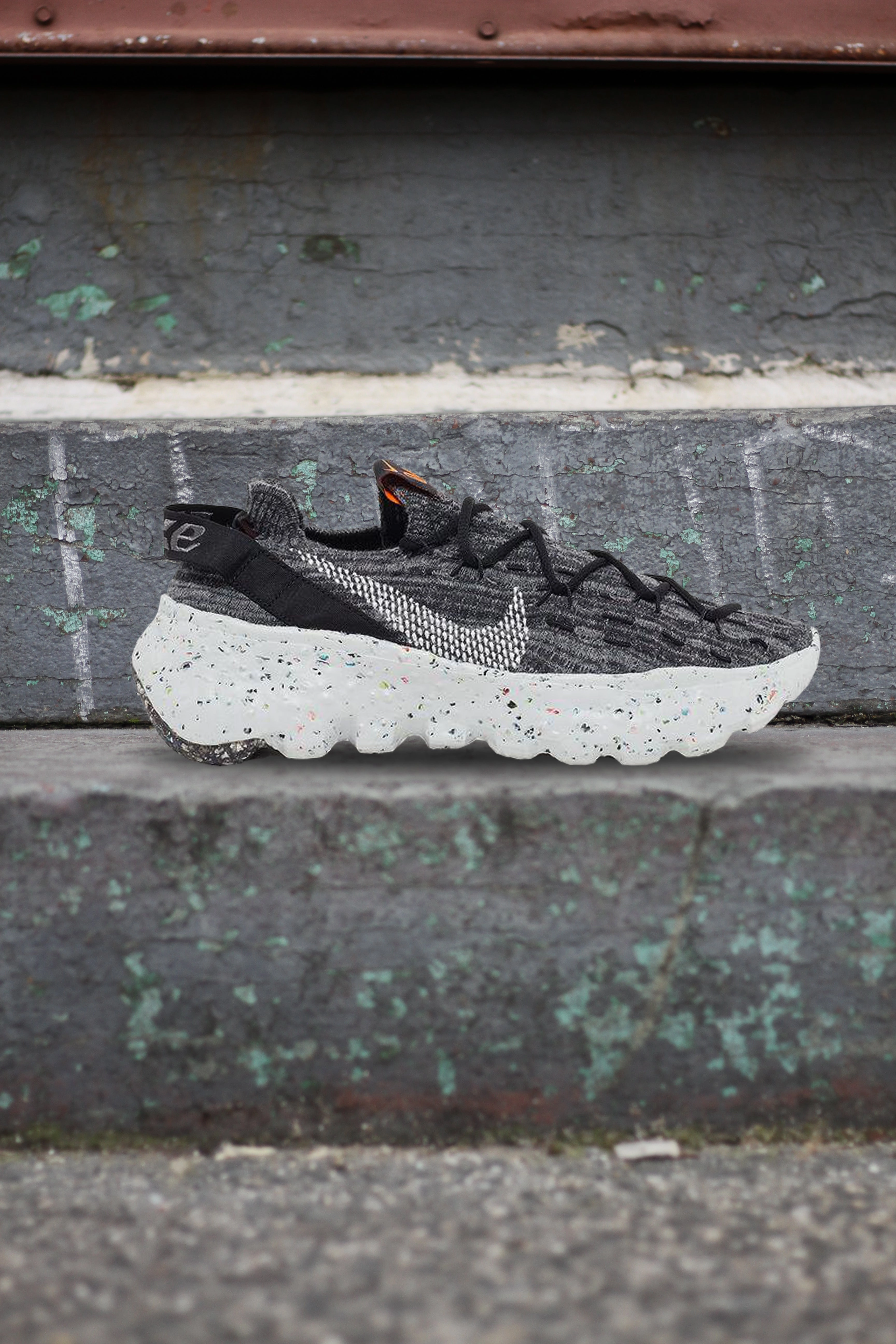 W SPACE HIPPIE 04 IRON GREY