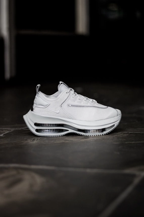 W ZOOM DOUBLE STACKED GREY FOG