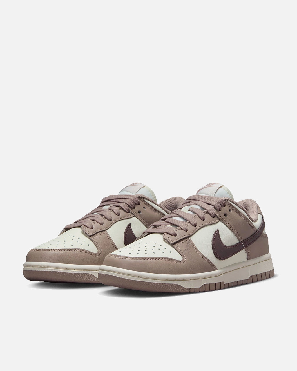 WMNS Dunk Low 'Diffused Taupe'