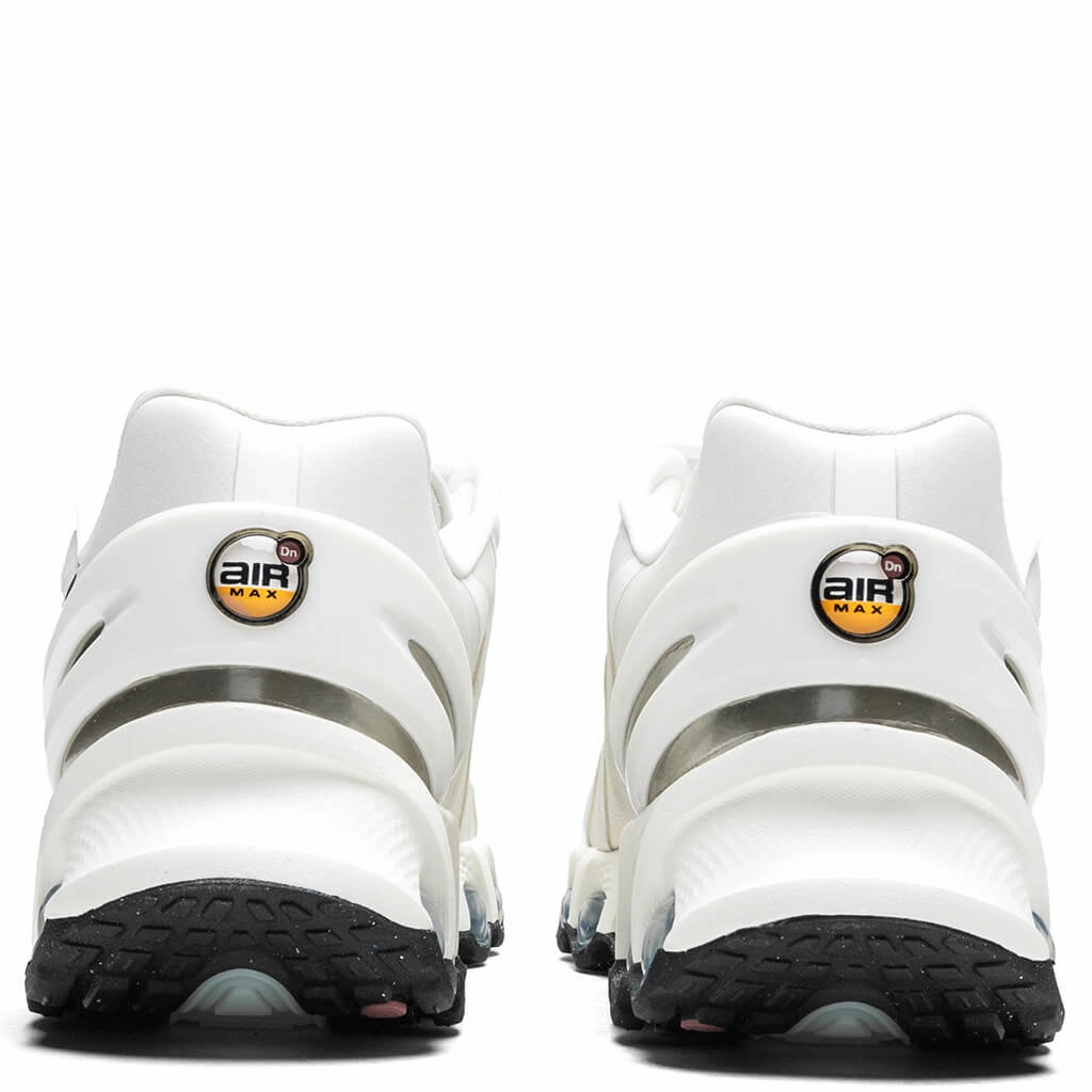 Women's Air Max DN8 - Sail/Black/Fossil