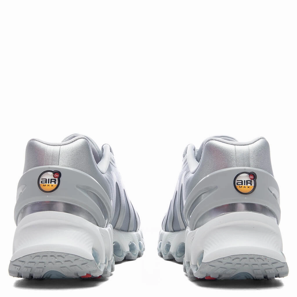 Women's Air Max DN8 - Wolf Grey/Metallic Silver/Off White