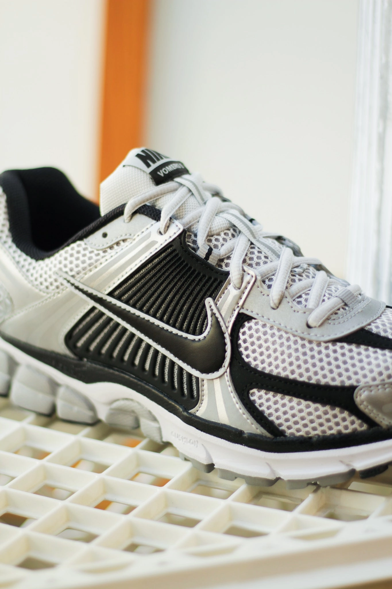 ZOOM VOMERO 5 BLACK/METALLIC SILVER