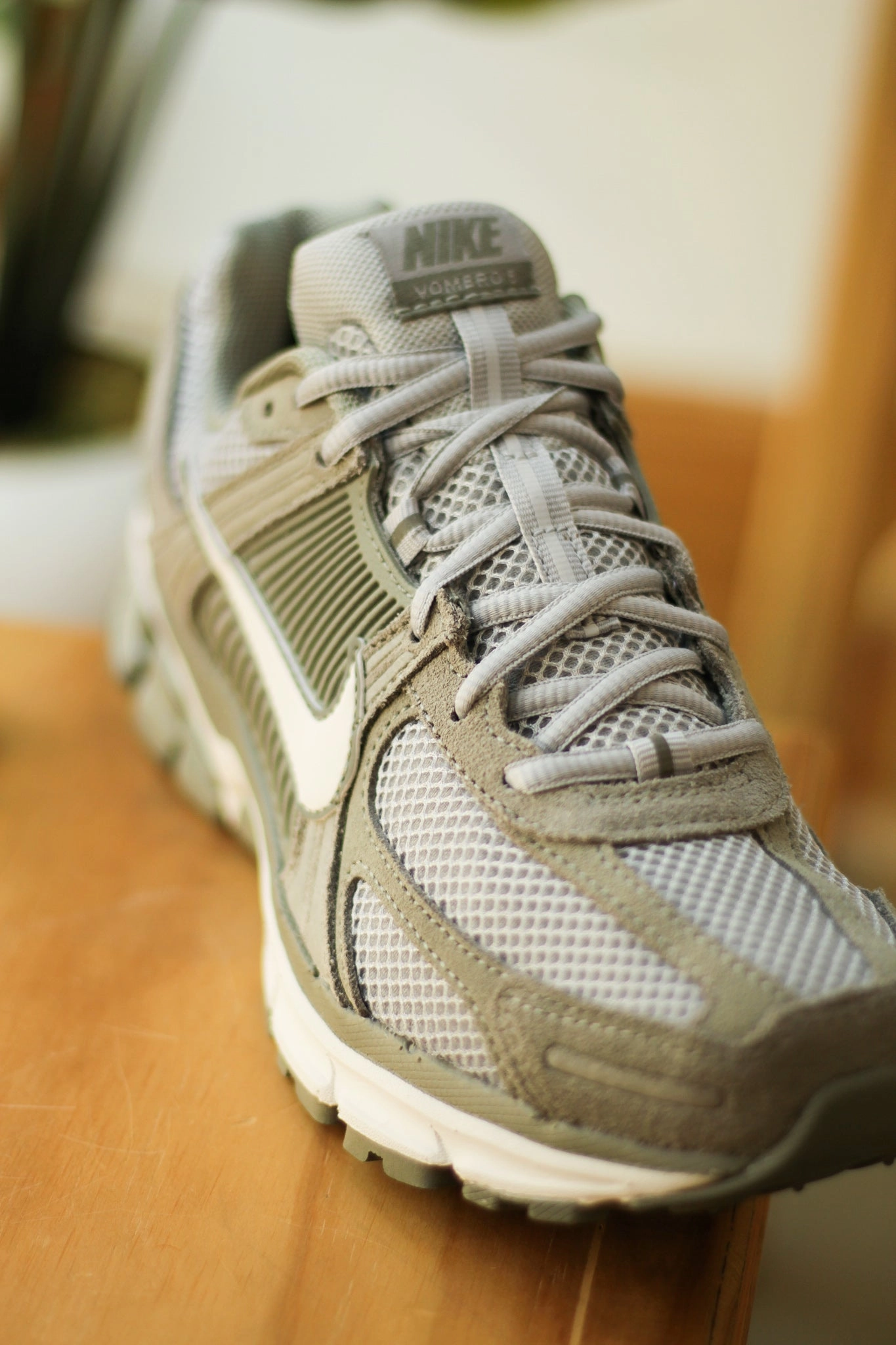 ZOOM VOMERO 5 DARK STUCCO